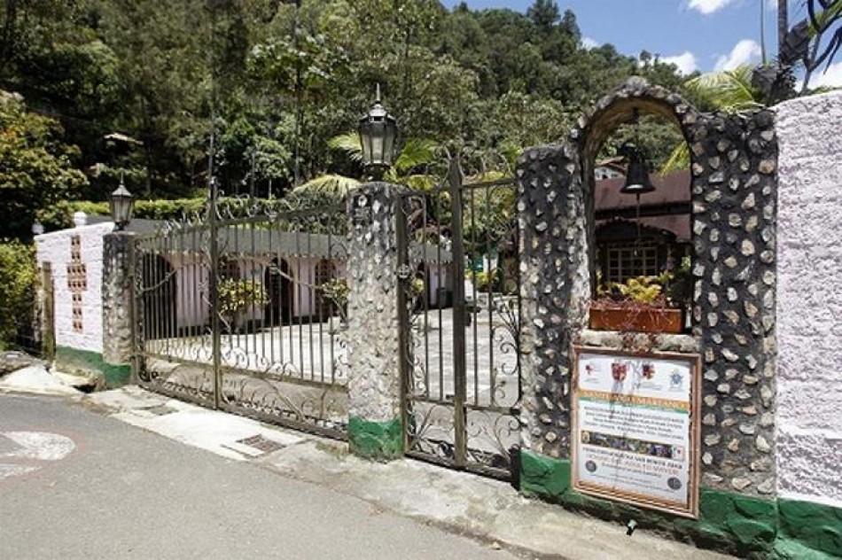 La Catedral, jaula de oro de Pablo Escobar, convertida en refugio de ancianos