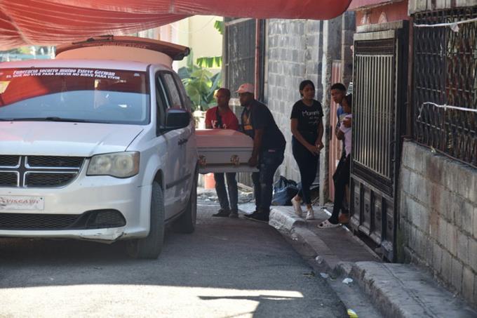 Sepultados ayer los restos de &ldquo;Jeffrey Trenzas&rdquo; ante pocos dolientes