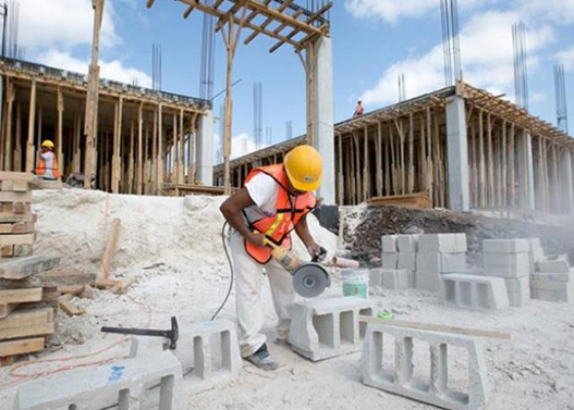 Explican raz&oacute;n de que materiales de construcci&oacute;n sigan muy caros