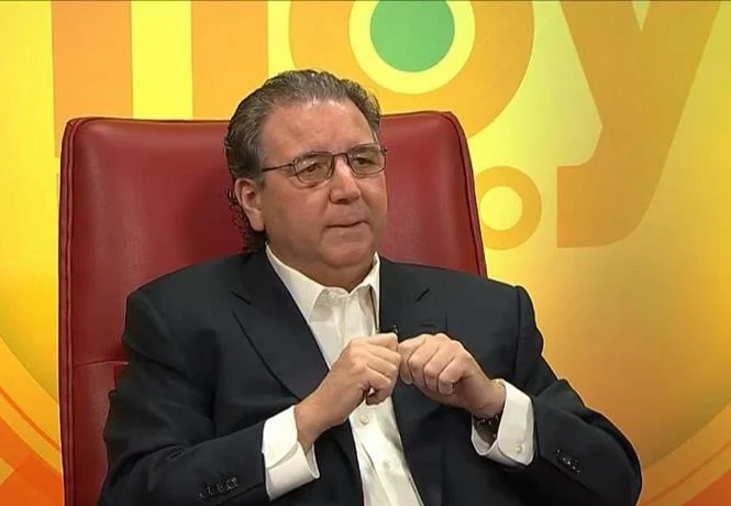 Rafael Velazco dice renunci&oacute; de la Superintendencia de Electricidad por presi&oacute;n medi&aacute;tica