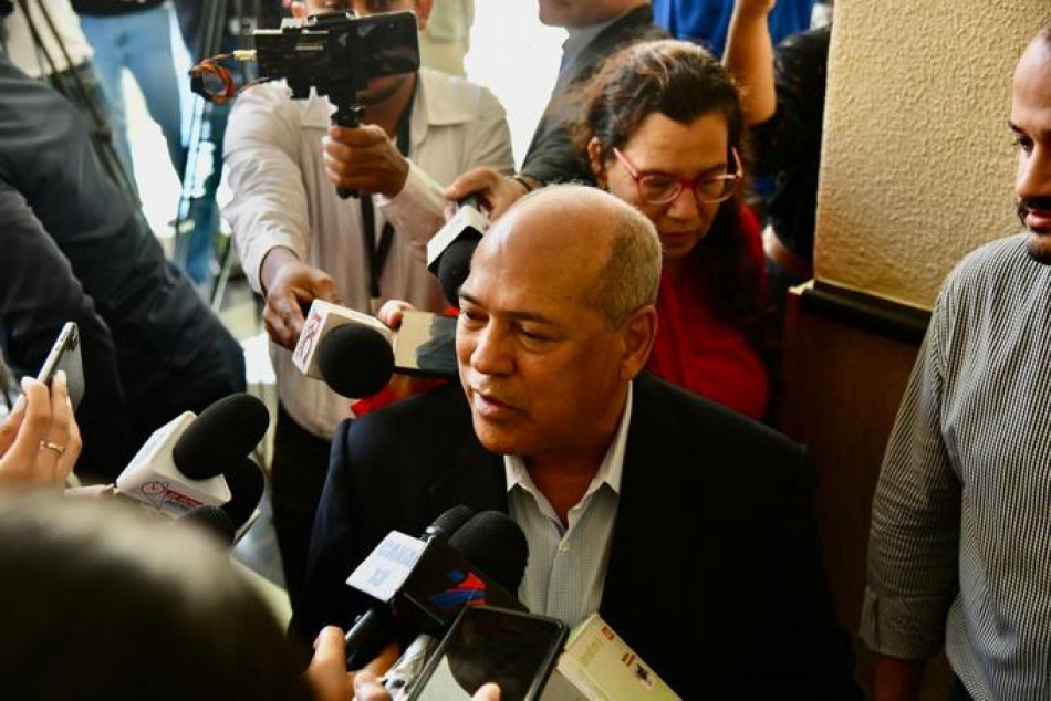 Médico de Gonzalo Castillo:Él está muy saludable y tranquilo”