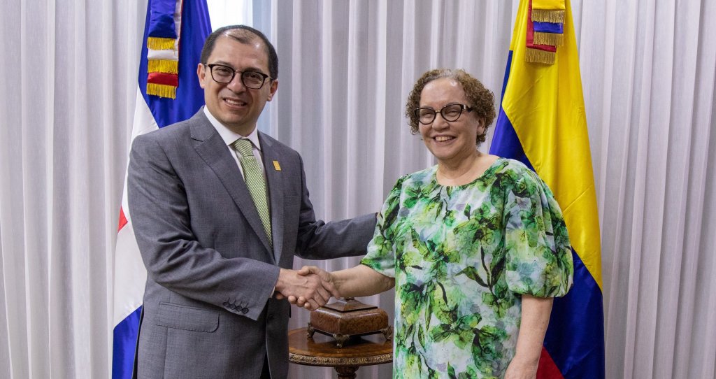 Procuradora Germ&aacute;n y fiscal general de Colombia sostienen reuni&oacute;n de trabajo