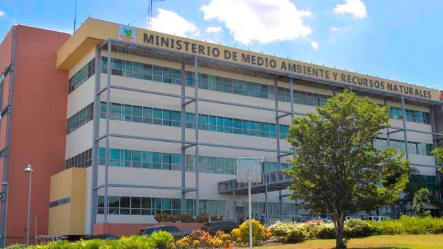 Denuncian &ldquo;calamidades&rdquo; en &aacute;reas protegidas por &ldquo;bloqueo&rdquo; a lo interno de Medio Ambiente