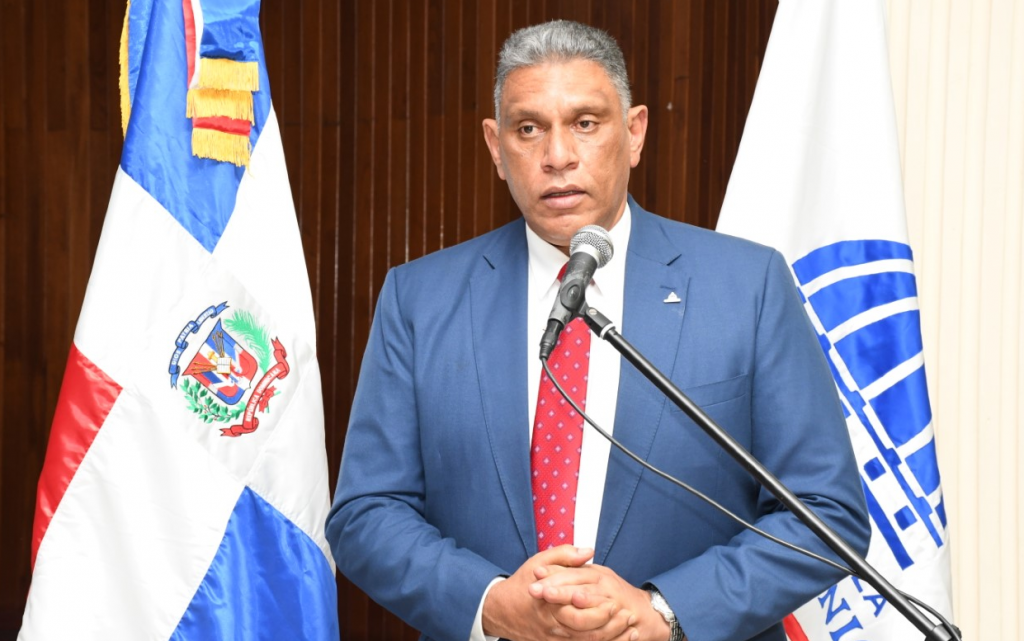 Jes&uacute;s V&aacute;squez comparece ante C&aacute;mara de Diputados en lugar de director de la Polic&iacute;a