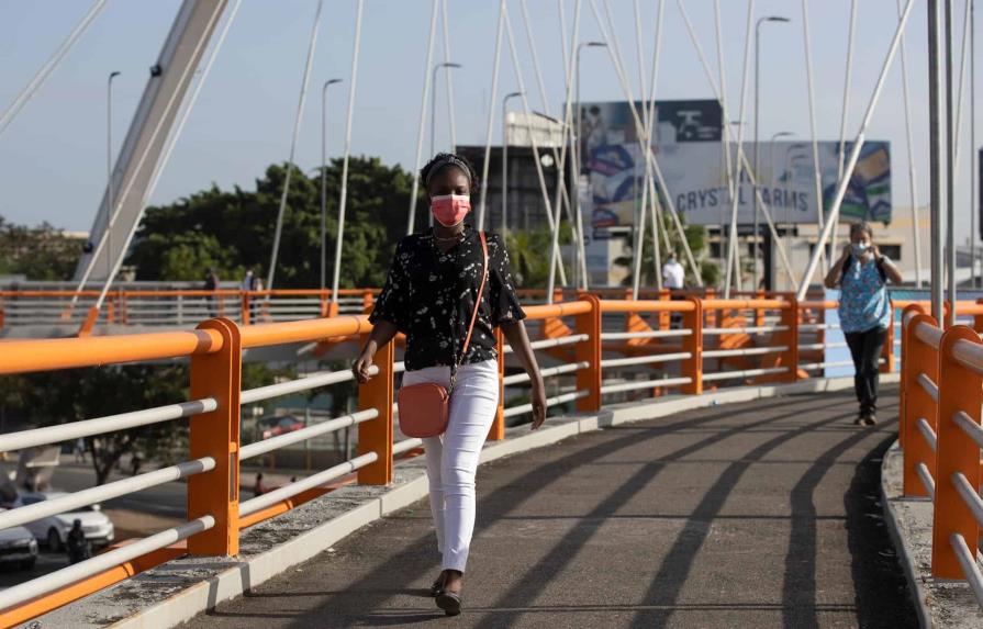 Educaci&oacute;n de las mujeres en Am&eacute;rica Latina influye en su apoyo a la democracia