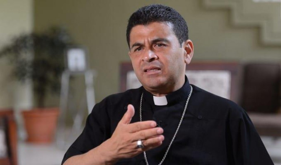 El papa preocupado por obispo condenado a 26 a&ntilde;os por negarse a salir de Nicaragua