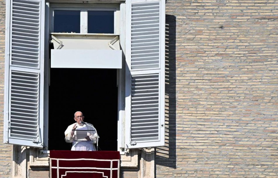 El papa: Se necesitan jóvenes que cambien el mundo y no esclavos del móvil