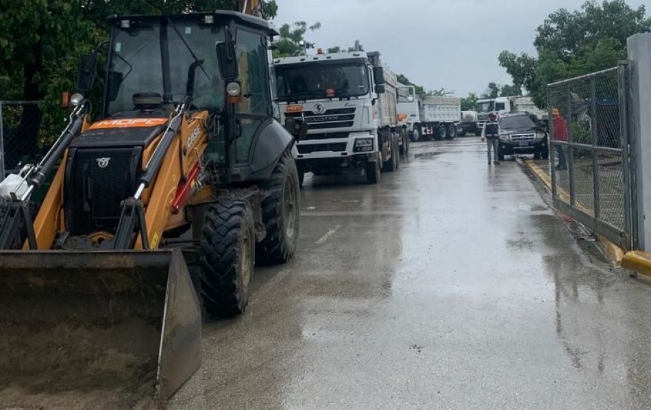 Obras P&uacute;blicas despliega equipos en provincias afectadas por lluvias