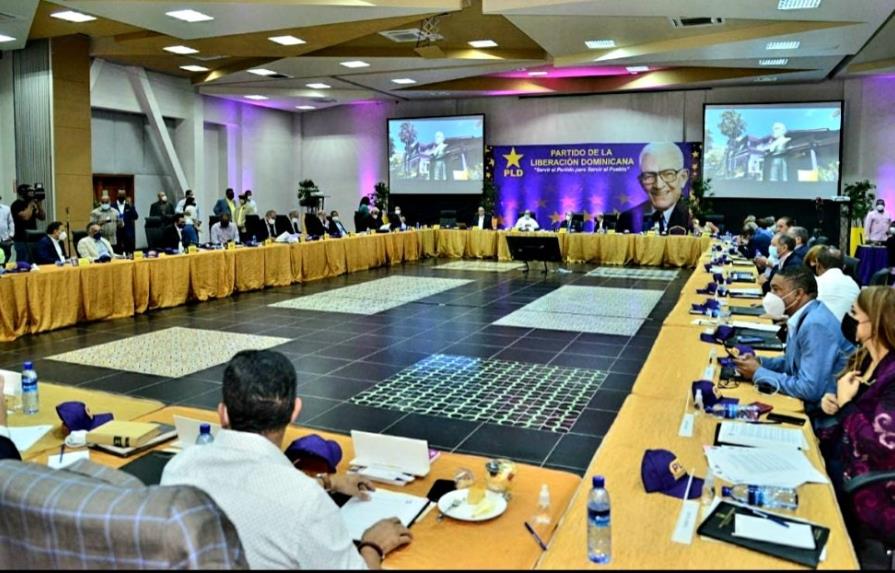 PLD pide a Homero Figueroa explicar gastos en cuentas falsas de redes sociales