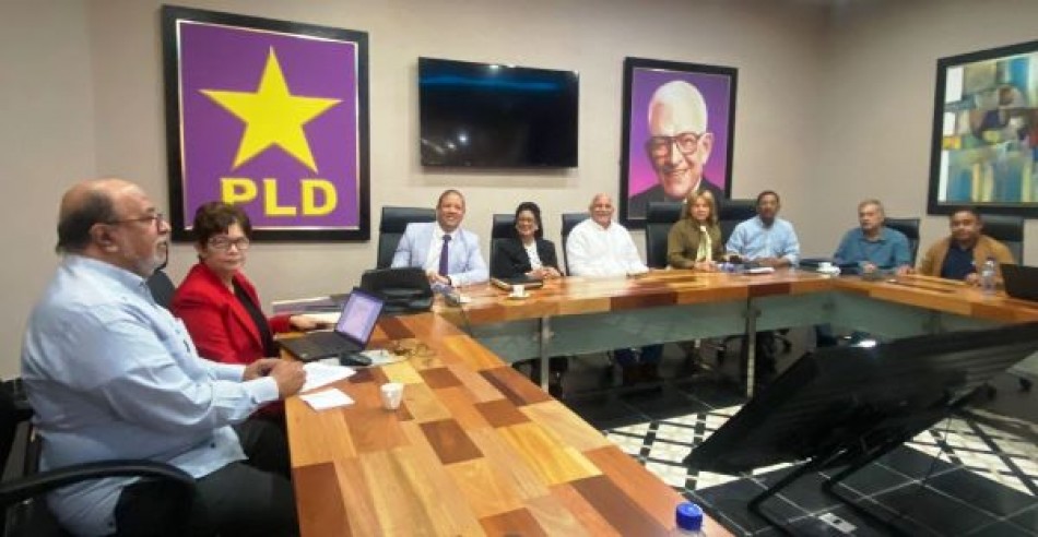 Comisi&oacute;n del Congreso del PLD registra miembros del Comite Central del exterior