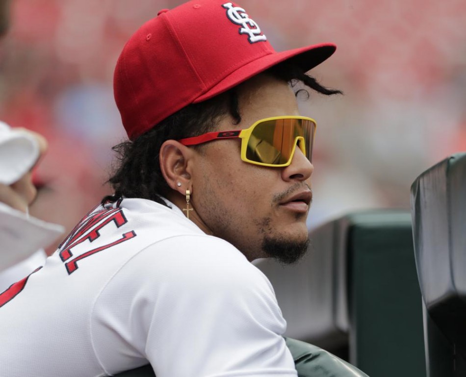 MLB suspende a Carlos Mart&iacute;nez 80 juegos por positivo de droga