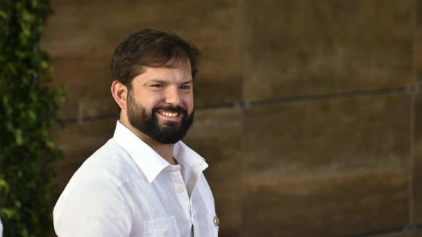  El presidente de Chile clausura la Cumbre Iberoamericana de J&oacute;venes L&iacute;deres