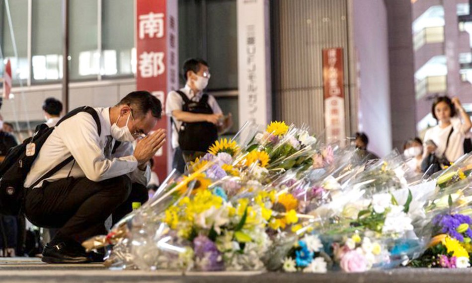 Asesinan a ex primer ministro de Japón