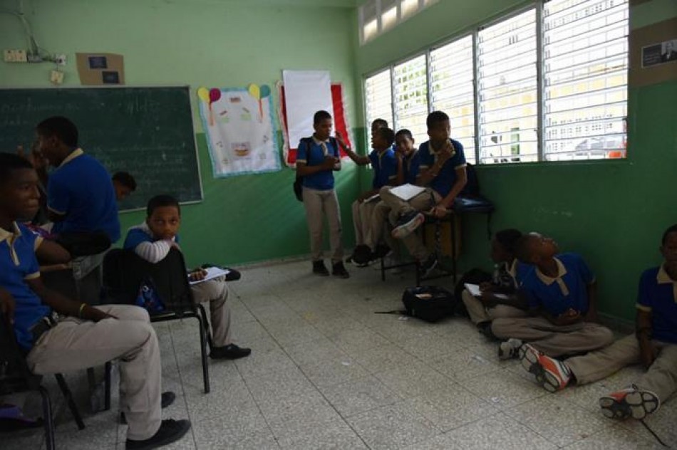 Quejas por deficiencias en las escuelas p&uacute;blicas