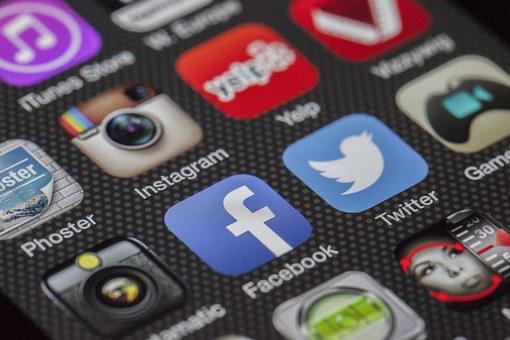 Redes sociales, enfoque de legisladores tras presi&oacute;n social por leyes &ldquo;mordaza&rdquo;