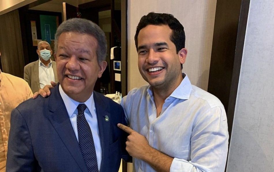 Los regalos a Leonel que le dio Omar por el Día de los Padres