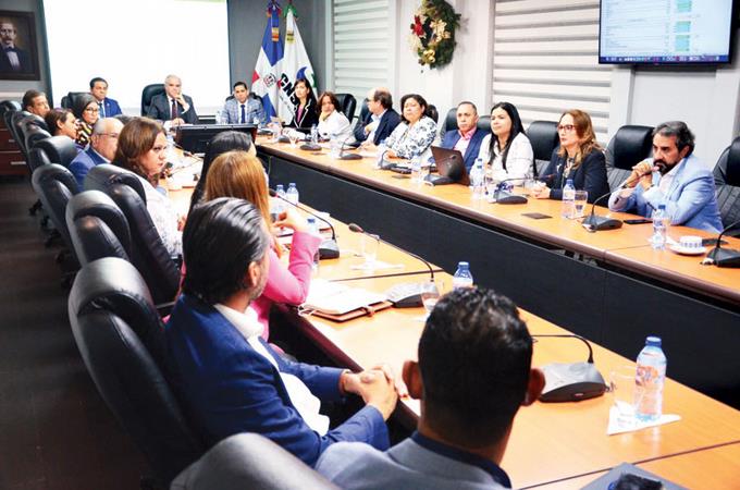 Resoluci&oacute;n de CNSS no subi&oacute; coberturas a los afiliados