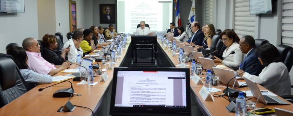 CNSS destina RD$ 100 millones a familias afectadas por el hurac&aacute;n Fiona