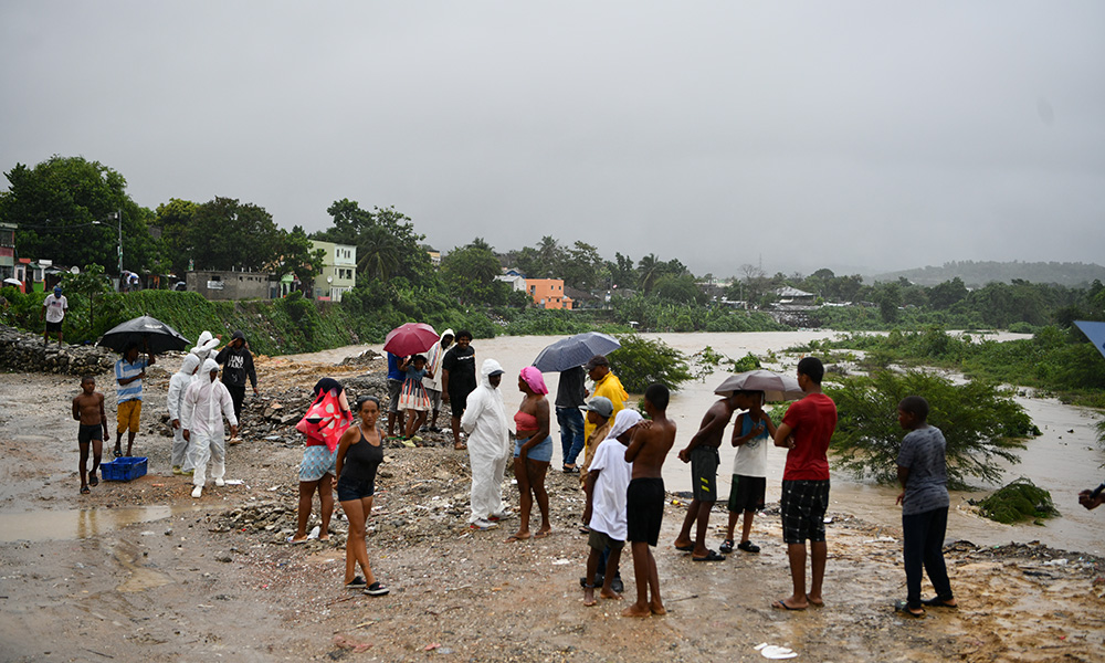 Tormenta Franklin castiga las provincias del sur y otras regiones