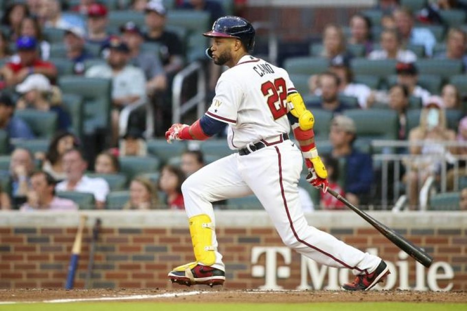 Robinson Canó pega dos imparables en debut con los Bravos de Atlanta