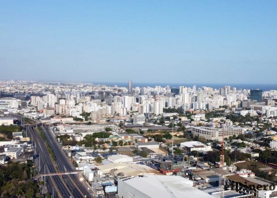 Lograr grado de inversi&oacute;n requiere que RD aumente los ingresos