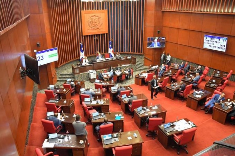 Senado vuelve a aprobar en primera lectura modificaciones a la Ley Electoral