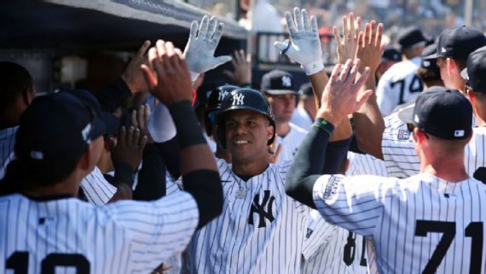 Juan Soto bate&oacute; jonr&oacute;n en primer juego primaveral con los Yankees