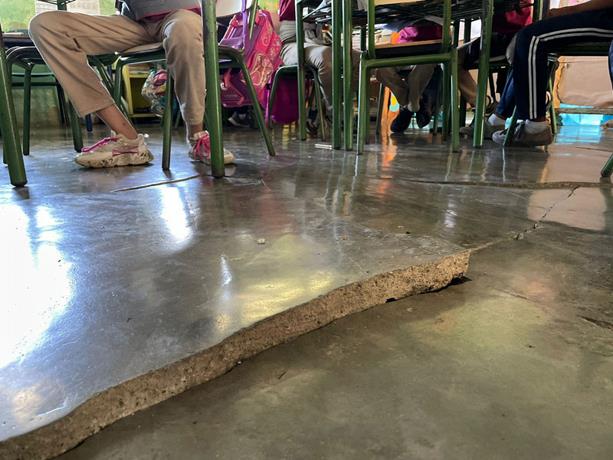 Temblor afect&oacute; hospital y 29 centros educativos