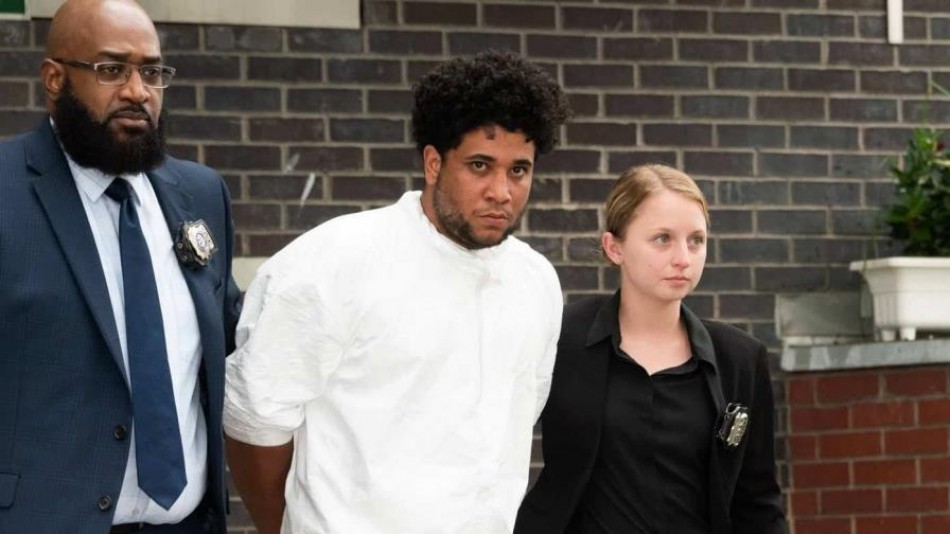 Es dominicano el hombre que tirote&oacute; a varias personas desde una pasola en NYEs dominicano el hombre que tirote&oacute; a varias personas desde una pasola en NY