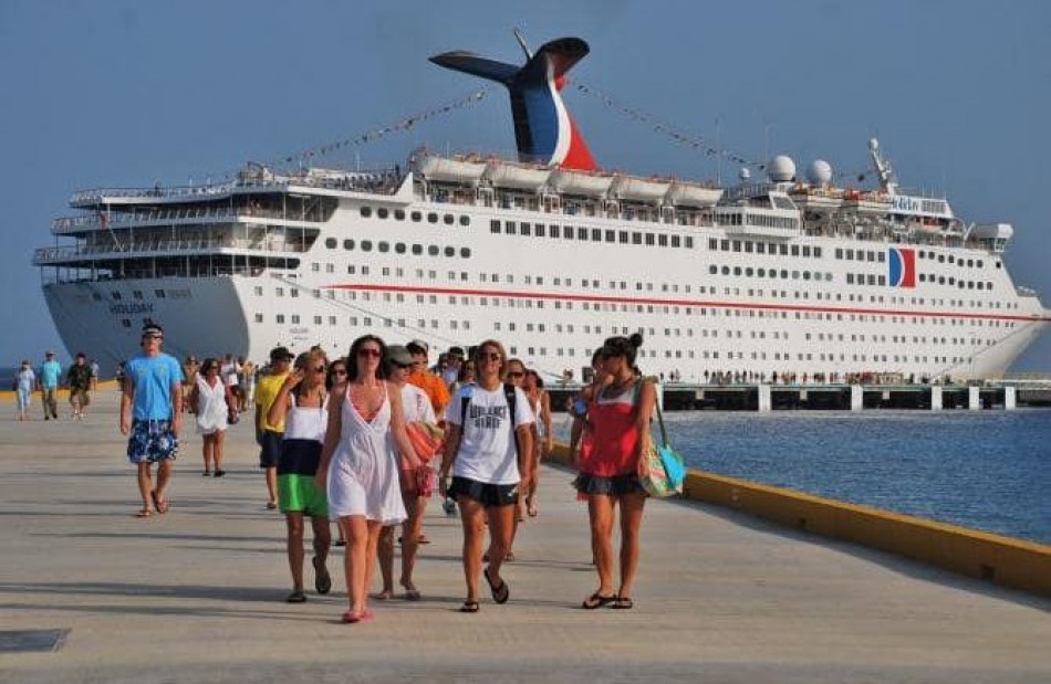 Los cruceristas equilibraron la llegada visitantes