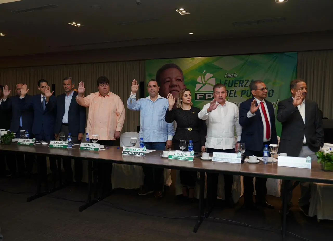 Fuerza del Pueblo juramenta su nueva Direcci&oacute;n Pol&iacute;tica y convoca marcha para el 30 de noviembre