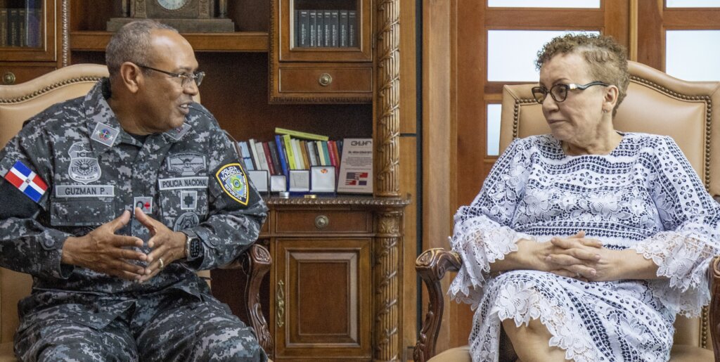 Procuradora Miriam Germ&aacute;n recibe visita del nuevo director de la Polic&iacute;a 