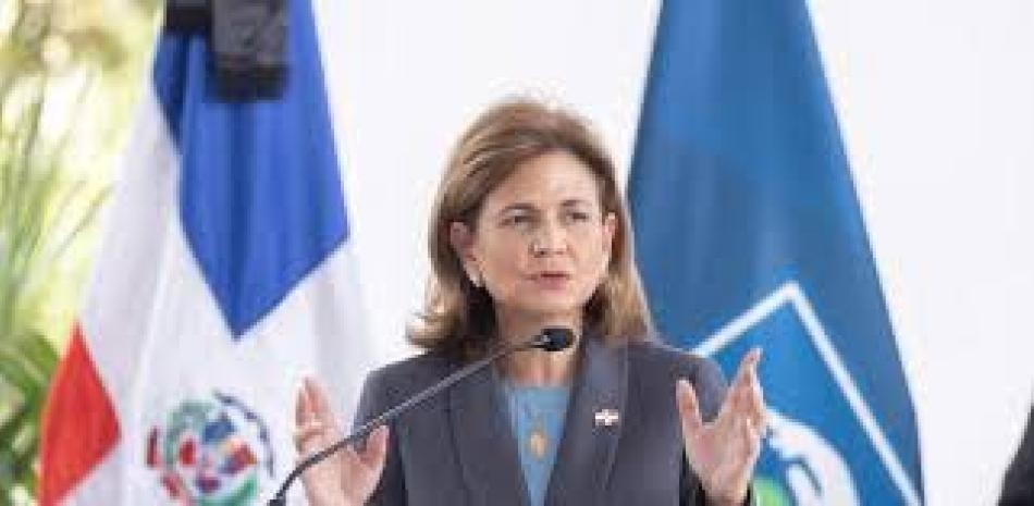 Vicepresidenta viaja este fin de semana a Miami
