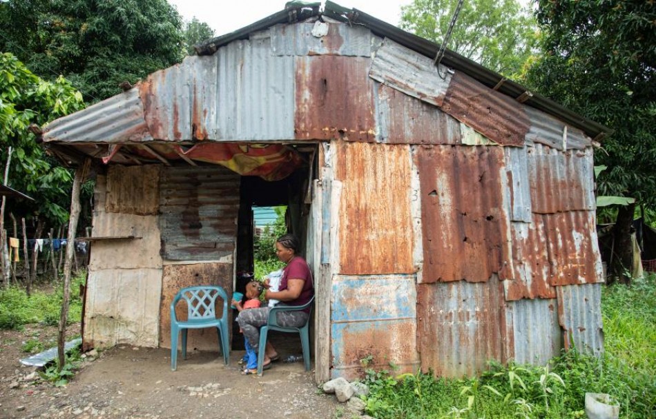 Ministerio de la Vivienda construirá casa a joven de Villa Altagracia
