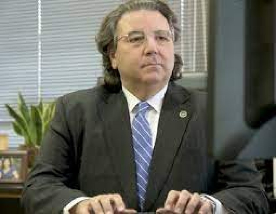 Renuncia el superintendente de electricidad, Rafael Velazco Espaillat