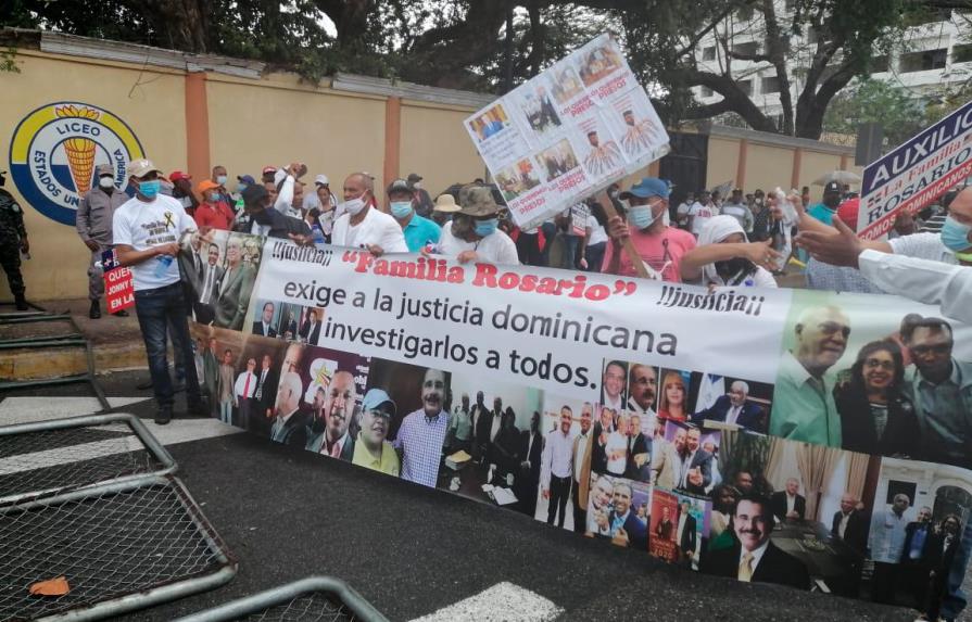 &iquest;D&oacute;nde est&aacute; el dinero de la familia Rosario?
