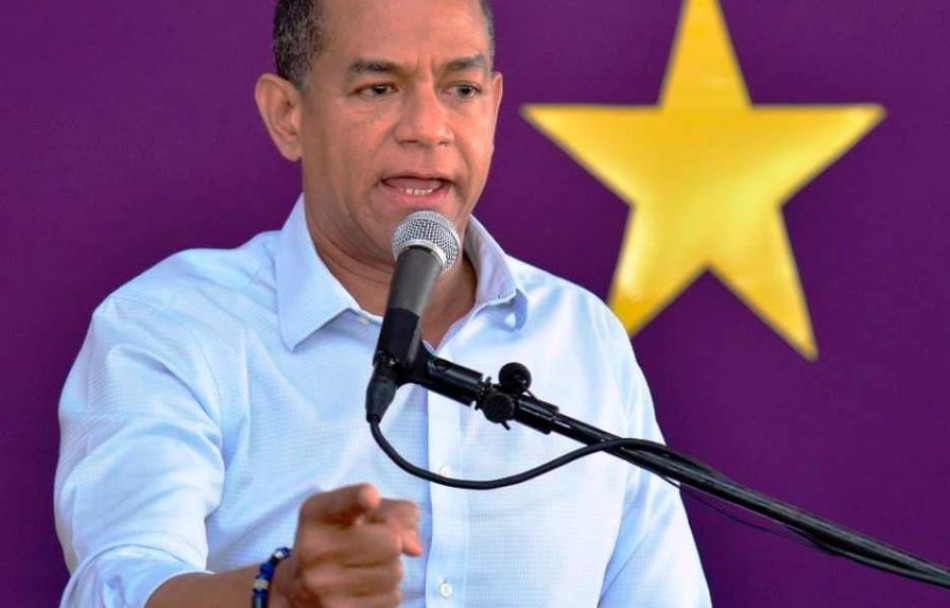 Quedarme &ldquo;ser&iacute;a como estar en un cuerpo sin alma&rdquo;, dice Julio C&eacute;sar Valent&iacute;n sobre su renuncia del PLD