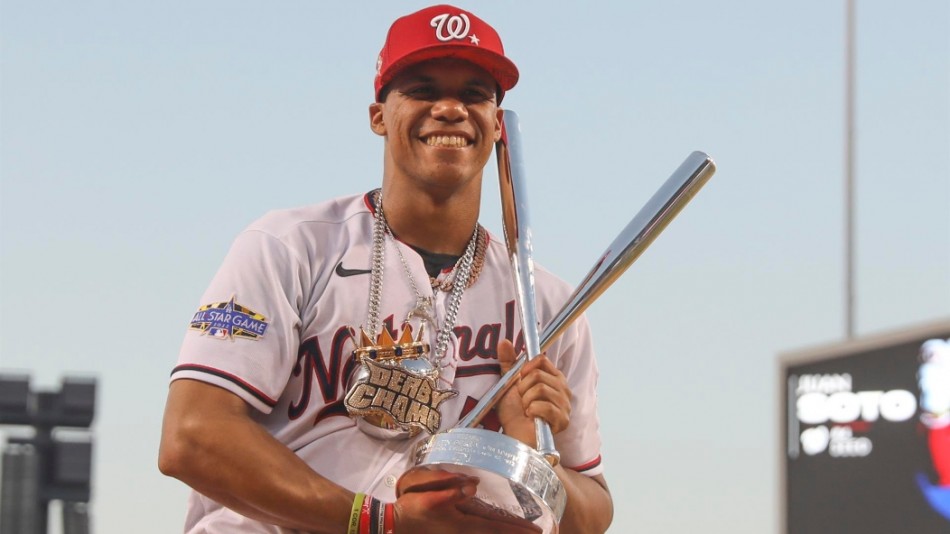 Los Nationals eval&uacute;an canje por jardinero dominicano Juan Soto