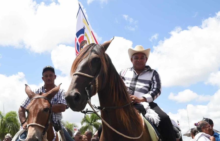 Realizan bendici&oacute;n de 221 toros en la bas&iacute;lica Nuestra Se&ntilde;ora de La Altagracia