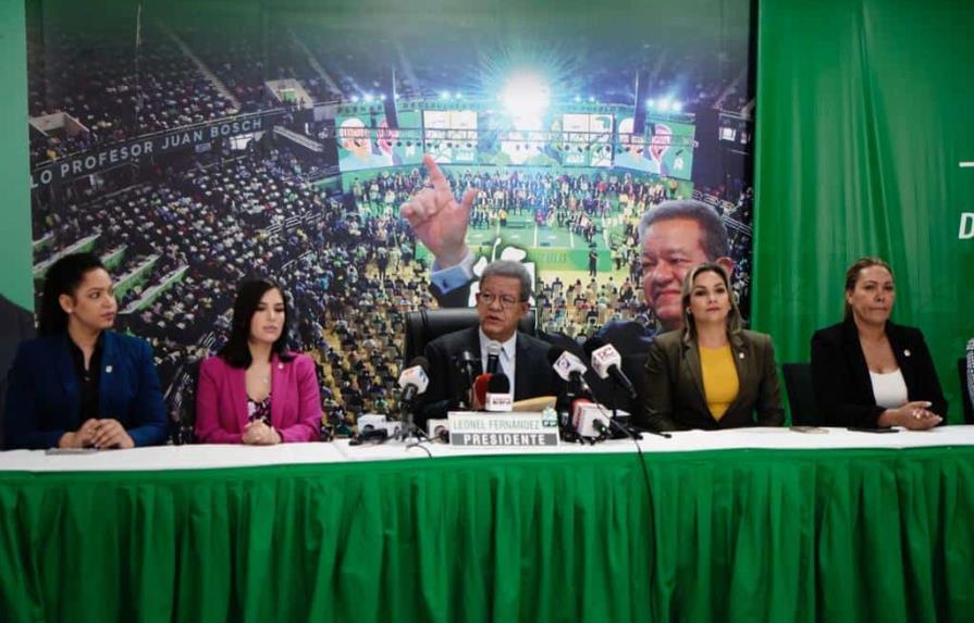 Leonel Fern&aacute;ndez responde a Luis Abinader que "hay una diferencia entre picazos y realidades"