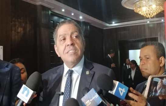 Diputados posponen reuni&oacute;n de la comisi&oacute;n especial de Presupuesto