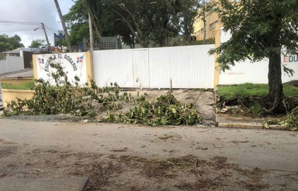 Suspenden docencia en El Seibo por da&ntilde;os en las escuelas causados por Fiona