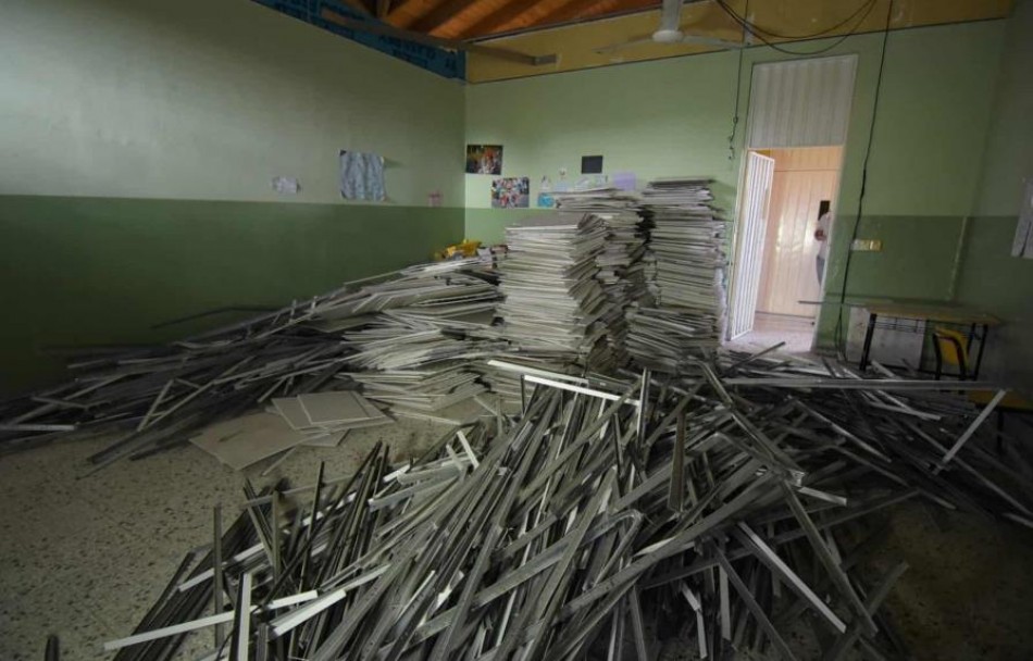 Deterioro de plantel impide inicio de clases en escuela de Santiago