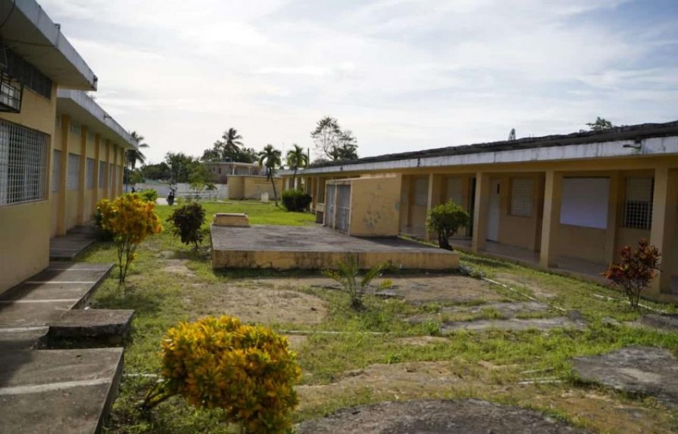 Educación cifra en 68 las escuelas afectadas por huracán Fiona en la región Este