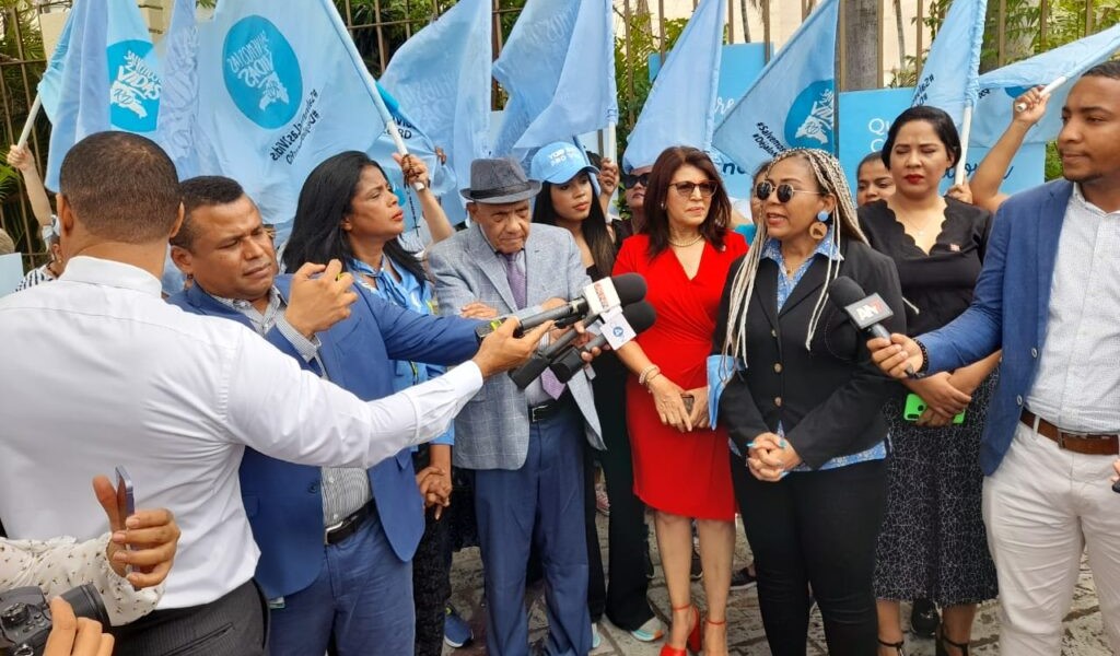 Protestan contra promotores aborto y la homosexualidad
