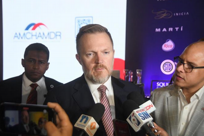 Estados Unidos incrementa en RD las visas de turismo un 30% durante 2022