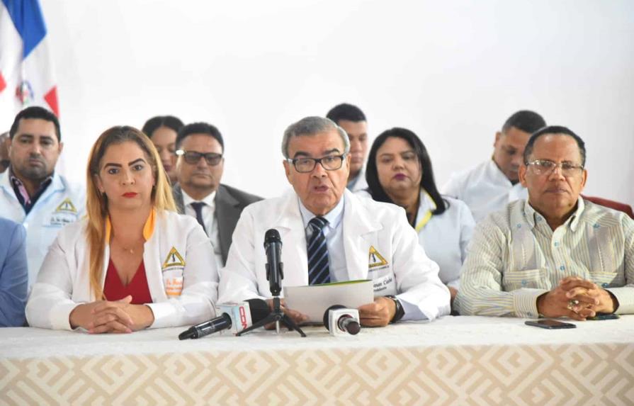 Colegio M&eacute;dico suspender&aacute; servicios a ARS Humano por una semana
