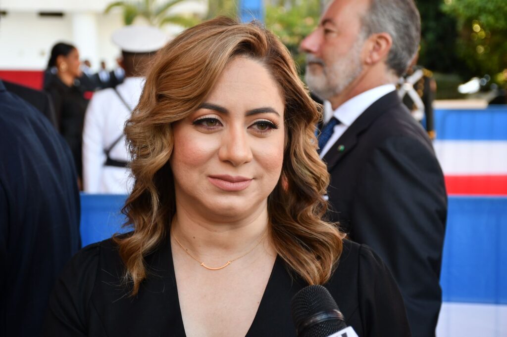 Gloria Reyes: &ldquo;Las tres causales son una necesidad para las ni&ntilde;as pobres&rdquo;