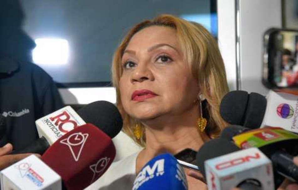 Diputada revela Janel Ram&iacute;rez involucra a figuras pol&iacute;ticas en caos de C&aacute;mara de Cuentas