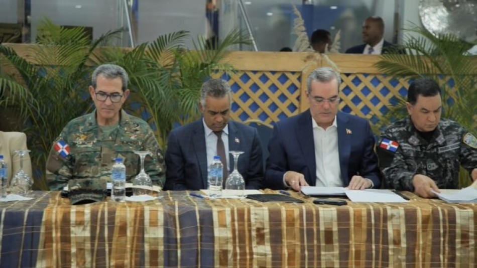 Abinader encabeza reunión de seguimiento de la seguridad ciudadana en la PN